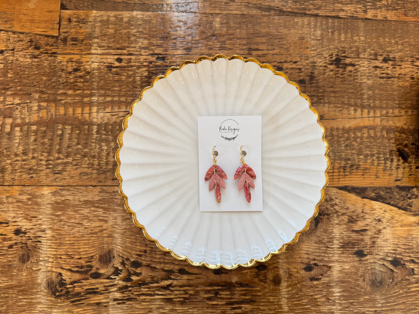 Scarlet Feather Huggies